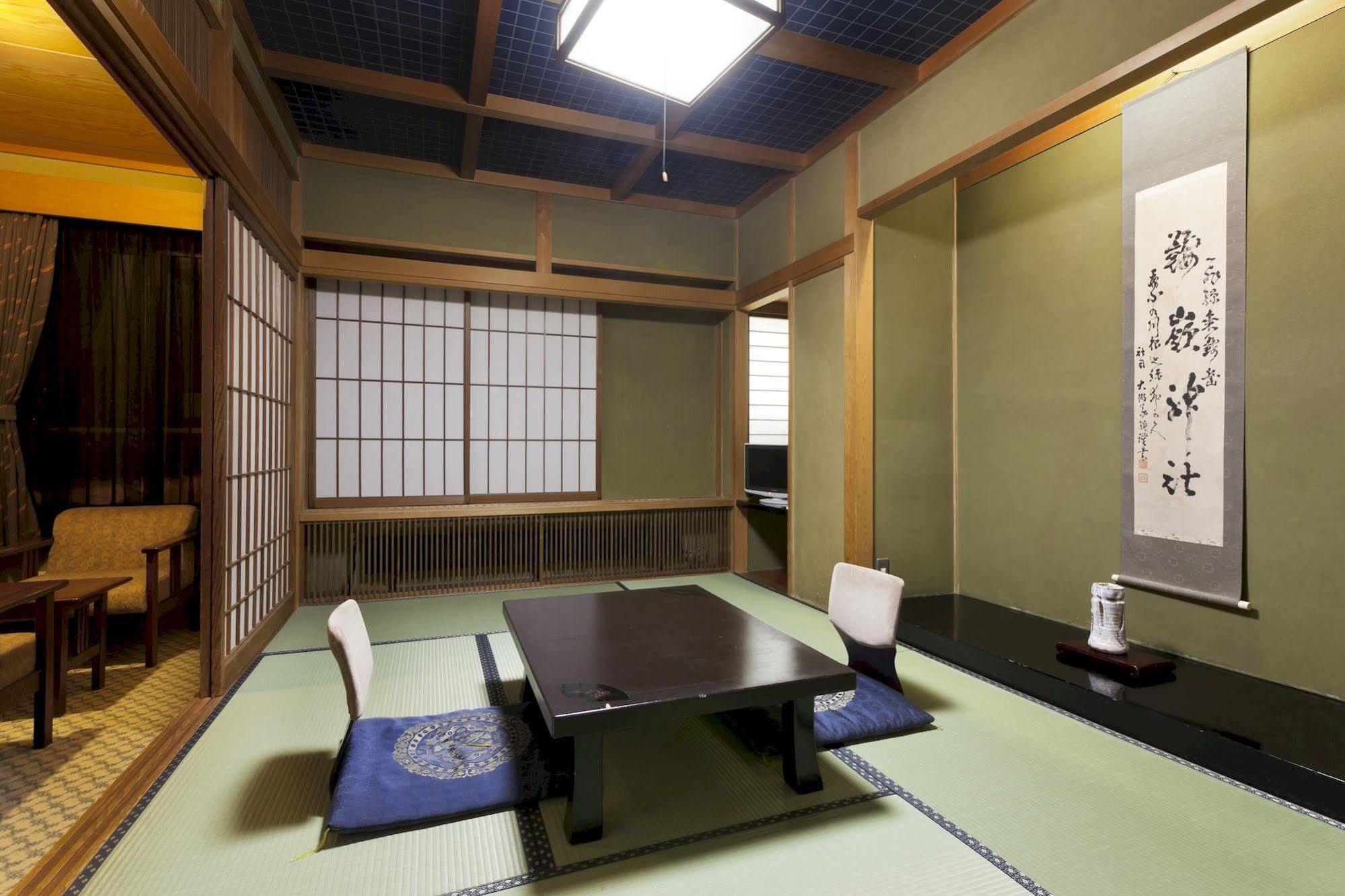 Okada Ryokan Warakutei Takayama  Zewnętrze zdjęcie