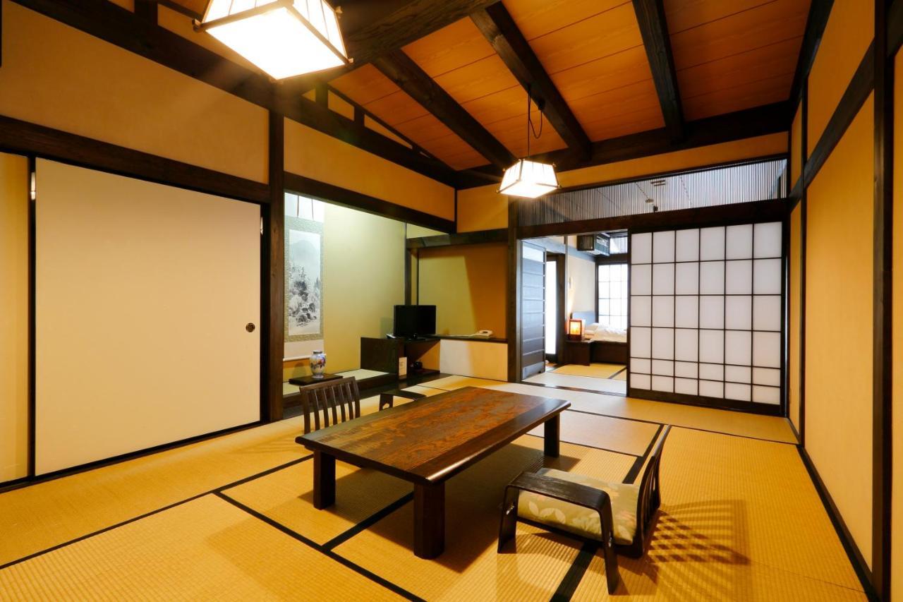 Okada Ryokan Warakutei Takayama  Zewnętrze zdjęcie